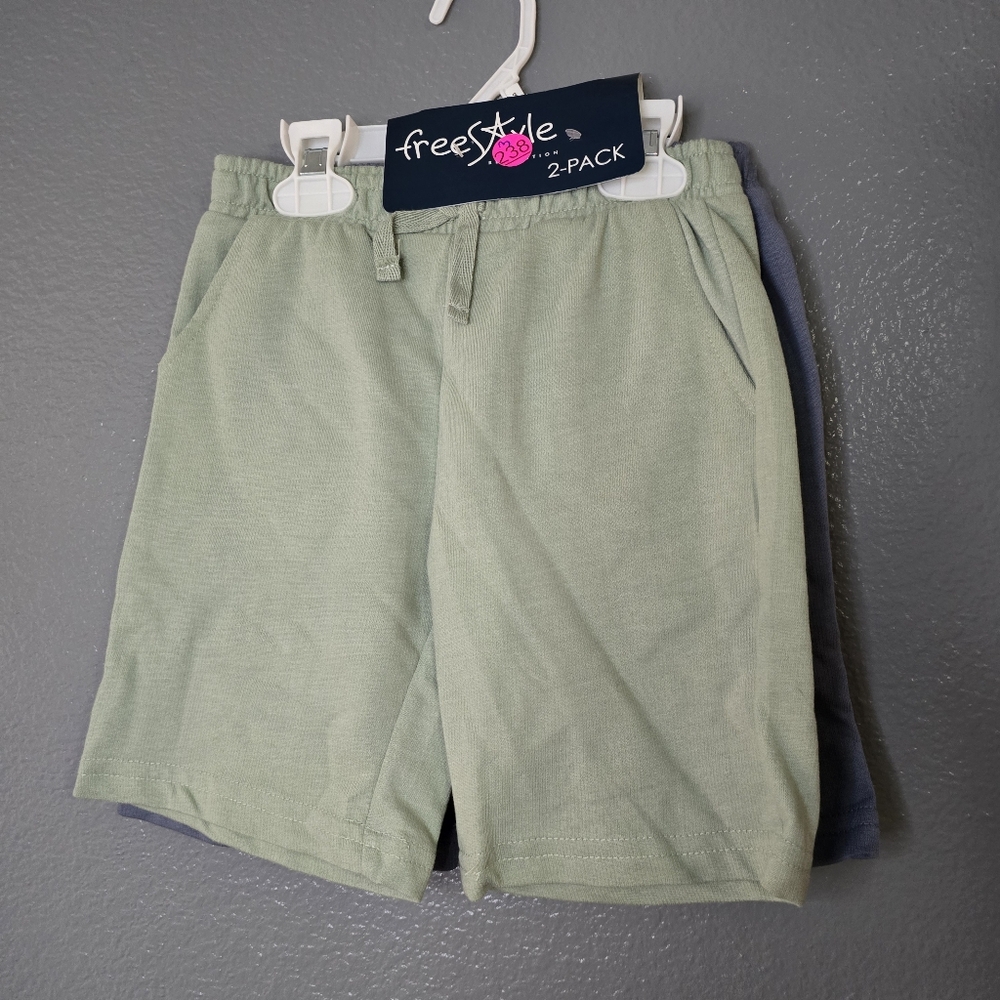 Freestyle Boys Light Green and Gray Shorts 2-Pack. Size 3t. Nwt.